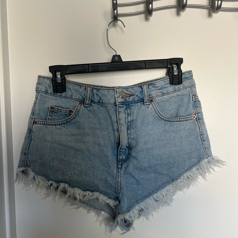 Top Shop Jean short shorts size 6